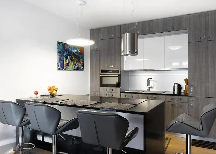 Polanki Silver Star Z Garazem