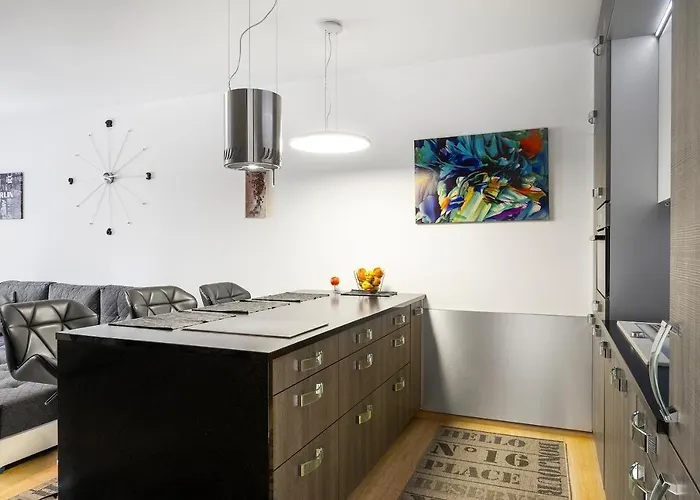 Polanki Silver Star Z Garazem * קולובז'ג